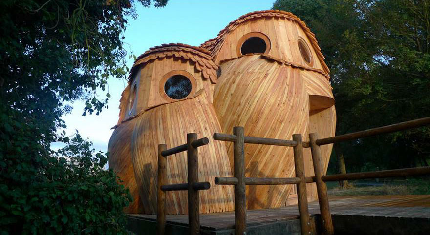 You Can Spend A Few Days Free, In An Owl Cabin In France, And The Inside Is Just As Good As The Outside
