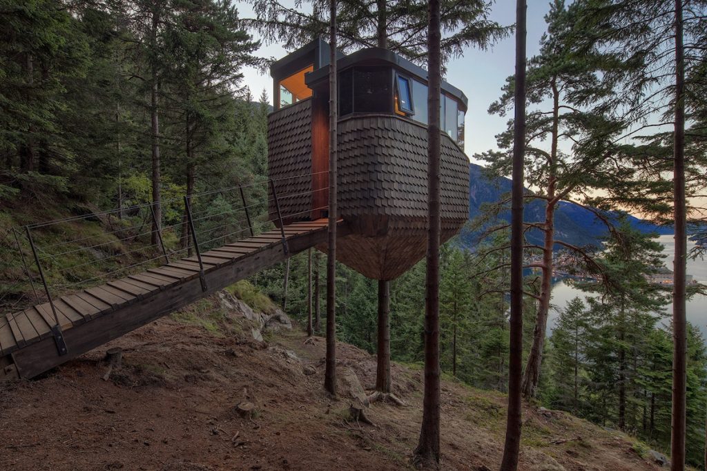 Amazing Floating 'Woodnest' Cabins in the Norwegian Forest