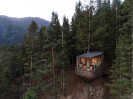 Floating 'Woodnest' Cabins in the Norwegian Forest